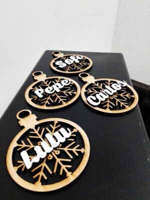 Set de 4 esferas navideñas personalizadas
