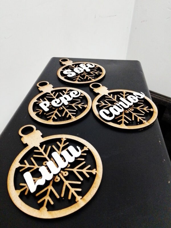Set de 4 esferas navideñas personalizadas